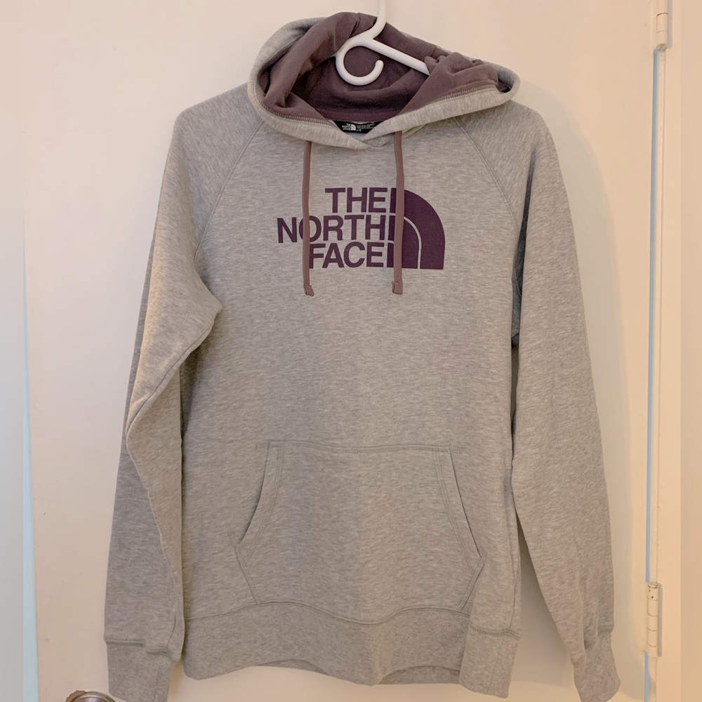 NWT - NORTH FACE HOODIE - WMNS LARGE